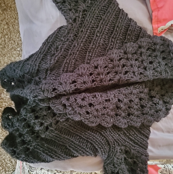 Clothes - Picture 2 of 2